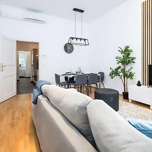  Apartment Orestaliving - Spacious 2br On The Danube Canal Österreich